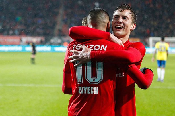 用实力回击！米西疑似走步裁判却判勇士犯规 巴特勒用一断一防回击.