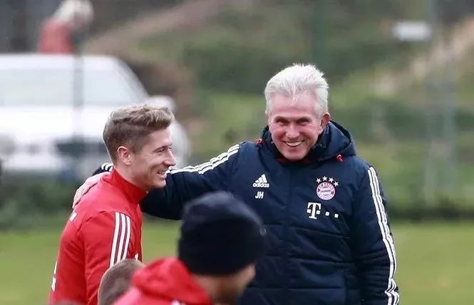 而在淘汰赛 而在淘汰赛