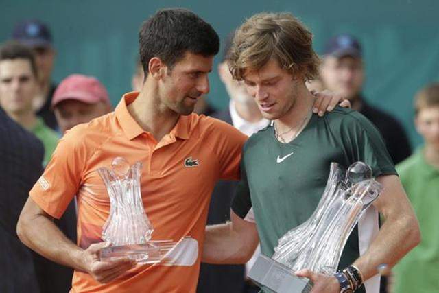 是一位代表 是一位代表