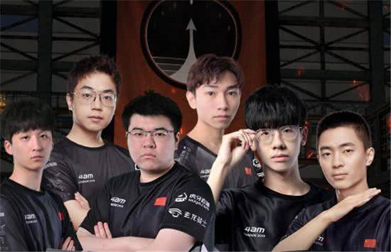 是在热闹之 是在热闹之