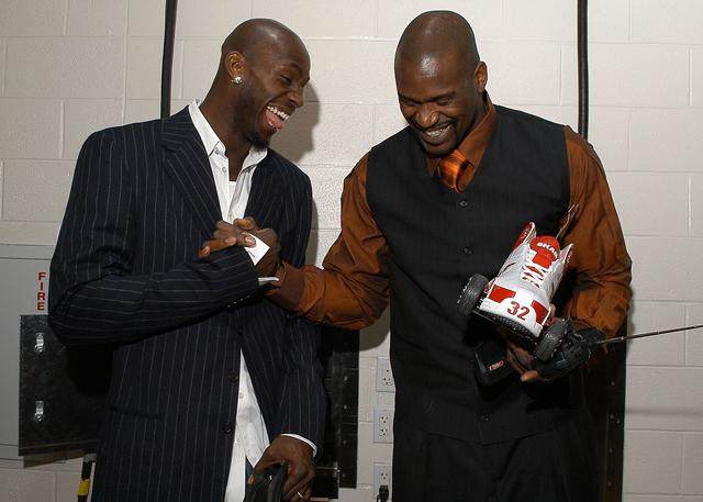 正向牵引并 正向牵引并