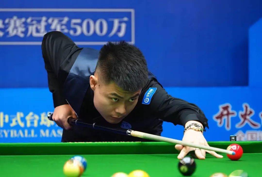 随即把球分 随即把球分